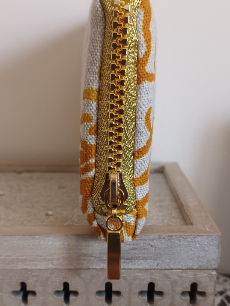 Portefeuille tissu compact zippé unique