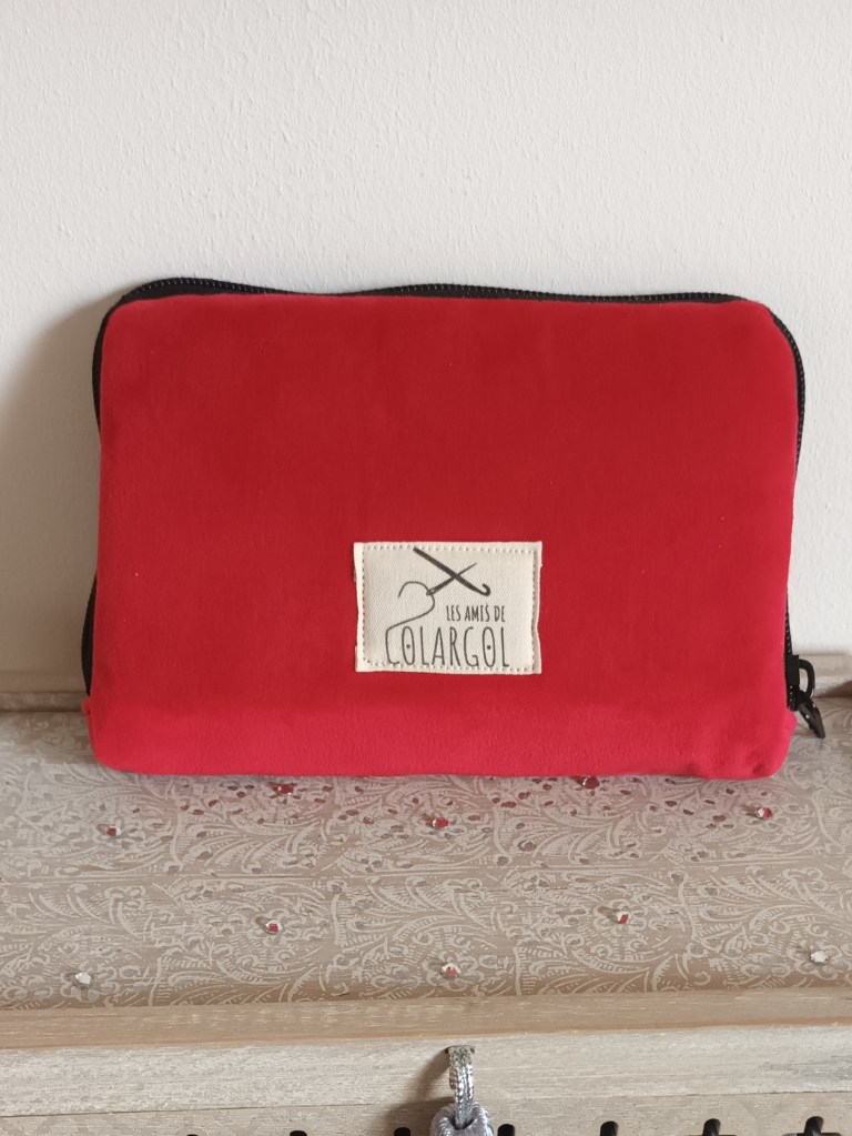 Portefeuille tissu compact zippé unique