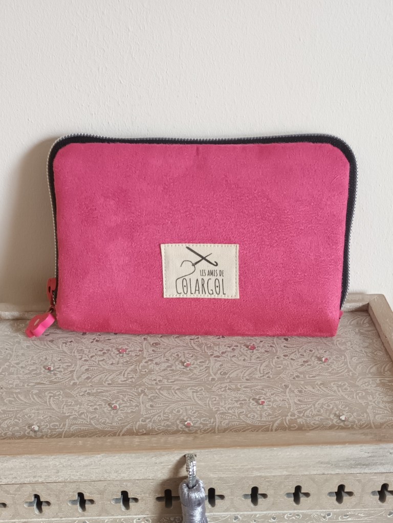 Portefeuille tissu compact zippé unique