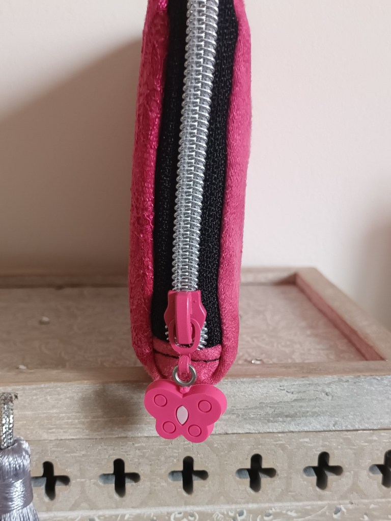 Portefeuille tissu compact zippé unique